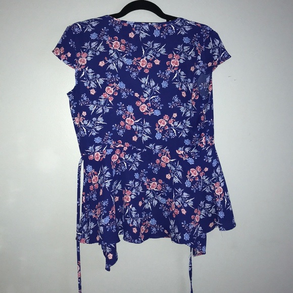 Wrap short sleeve shirt - Picture 2 of 3